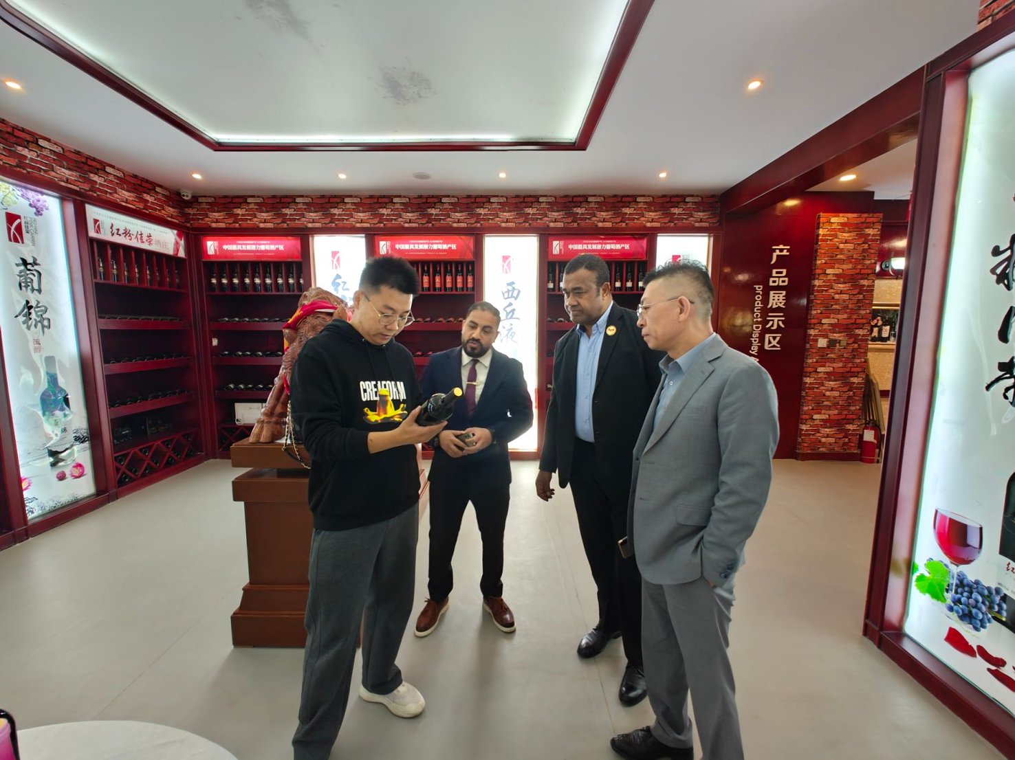 吴忠红寺堡特色产业实地调研