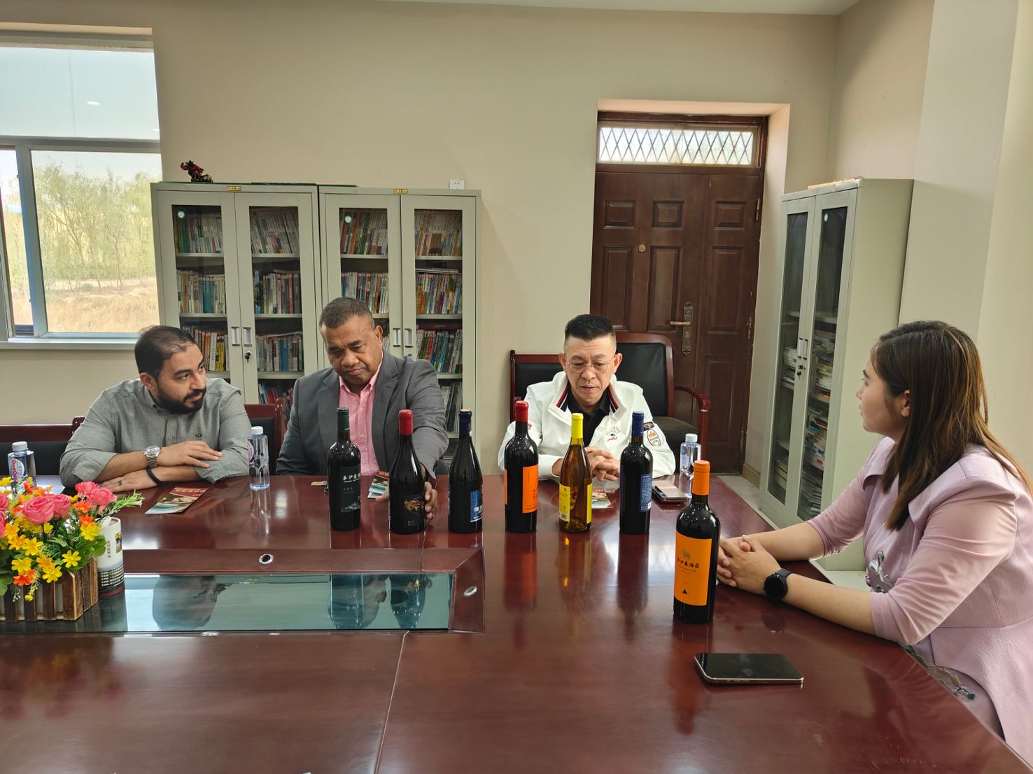 青铜峡甘城子梦沙泉酒庄实地交流